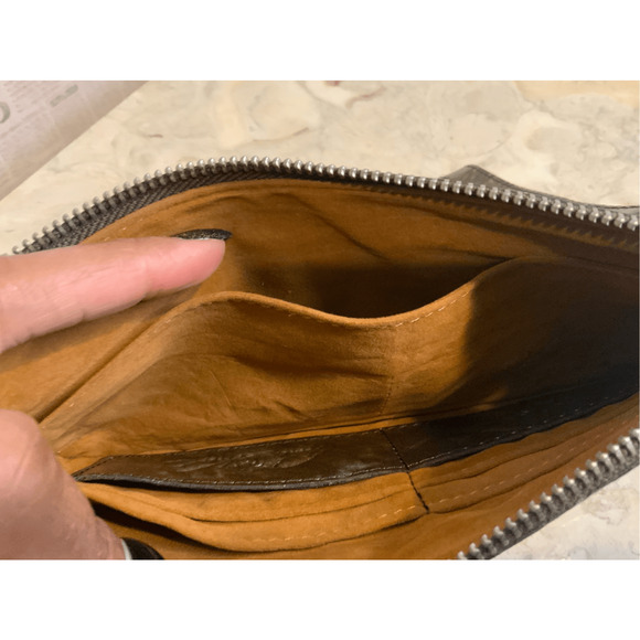 Patricia Nash Tooled Leather Wristlet Wallet - Picture 7 of 9